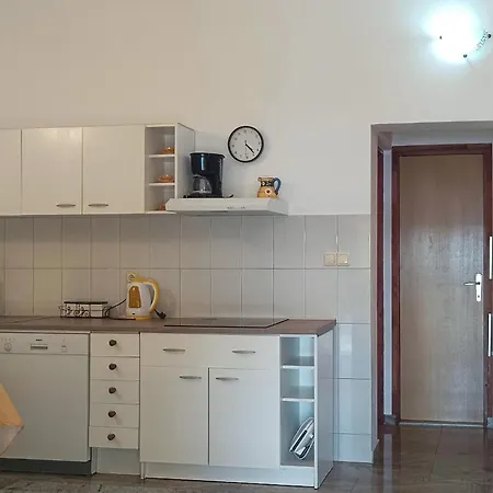 Cozy Apartment In Maslenica With House Sea View Apartamento *